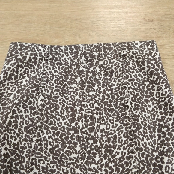 FREE PEOPLE Modern Femme Denim Mini Skirt Leopard Animal Print Brown Neutral 2 - Picture 4 of 9